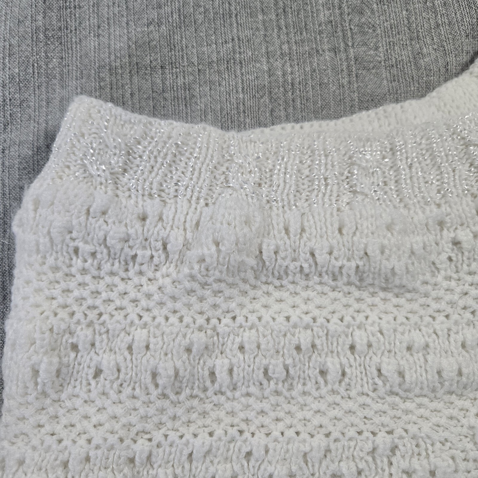 Knitwear By Anastasia White Knit Square Shawl Scarf Textured Euc Winter Layering — image 8 of 8